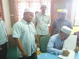 Kuliyah maghrib jemputan ustaz azhar idrus official 22 september 2019 ⏰ 07.45 pm masjid perodua bandar serendah. Pusat Khidmat Wakil Rakyat Dun Ayer Hitam Menerima Kunjungan Orang No 1 Pas Kedah Berita Parti Islam Se Malaysia Pas