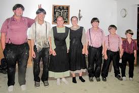 Even old order the most noticeable difference between the amish and mennonites is that mennonites g. A Guide To The Amish Lifestyle 10 Things I Learned Living With Them