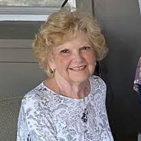 Eileen Stearns's Instagram, Twitter & Facebook