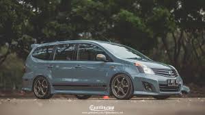 Pulung Atmoko 2008 Nissan Grand Livina Di 2020 Nissan Mobil Fotografi