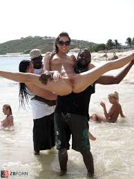 Nude Nude Models Invade An Island - ZB Porn