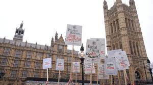 Image-Based Abuse: What To Do If It Happens To You | Glamour UK