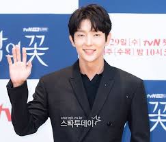 Seraphineblue On Instagram My Super Best Man Ever Lee Joon Gi Actor Jg At The Tvn Drama Flower Of Evil Production Presenta In 2020 Lee Joon Joon Gi Actors