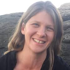 Sara Levine's Instagram, Twitter & Facebook