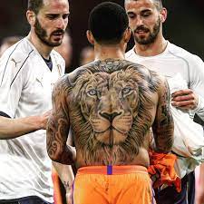 #memphis #memphis depay #olympique lyonnais #football #soccer #hqs #tattoos #backtattoo #lion tattoo. Givemesport Memphis Depay S Tattoo Is Something Else Facebook