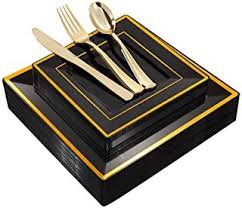 Black And Gold Plastic Plates Amazon Com Black And Gold Plastic Plates In 2020 Gold Plastic Plates Plastic Dinnerware Plastic Plates