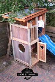 Spielhaus Aus Holz Potenz Jeden Grunanlage Zu Einem Spielparadies Einem Garten Gartenhaus Jede Garten Spielplatz Spielhaus Aus Holz Spielhaus Garten