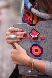 Creare Con I Pyssla 40 Lavoretti Con Le Perline Da Stirare Perline Perline Da Stirare Borse Da Cucire