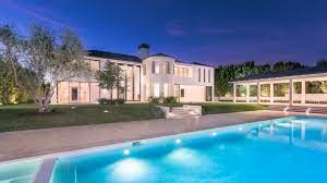 From the chair designed by pierre jeanneret, to the pops of color inspired by multiple contemporary. Kim Kardashian Gave The Buyer Of Her 17 8 Million Bel Air Mansion A Personal Tour Architectural Digest