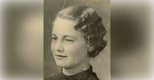 Anna Colbert's Instagram, Twitter & Facebook