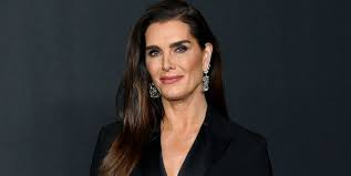 Now 52, the model recently showcased her phenomenal figure and youthful. Brooke Shields Age Photos Of Brooke Shields Through The Years