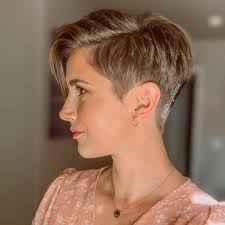56 Gorgeous Short Hairstyles For Women 2020 Short Hair Styles Short Hair Outfits Short Hairstyles For Women