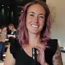 Amy Paynter's Instagram, Twitter & Facebook