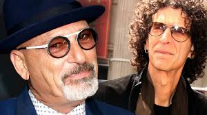 Howard Stern Targeted Howie Mandel's OCD With A Prank That Almost Caused  Him To Pass Out