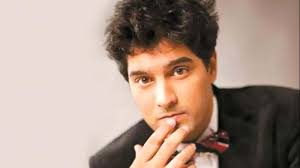 I never aim for six-packs: Kunal Roy Kapoor