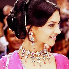 Maybe you would like to learn more about one of these? Instagram Photo By Sbarot22 Sbarot Via Iconosquare Deepika Padukone Style Beautiful Bollywood Actress Bollywood Celebrities