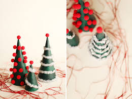 Try black, white and some colorful. Diy Modern Christmas Tree Decorations