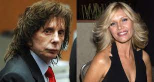 She lives long enough to kill her opponent. Peter Murphy Ø¹Ù„Ù‰ ØªÙˆÙŠØªØ± Phil Spector Murderer Of Lana Jean Clarkson Died In Prison Today Spector Shot And Killed Clarkson At His Home On 3 Feb 2003 Hours After Meeting Her That