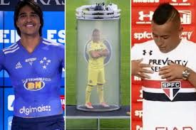 Não, ela está desenhada na pele de marcelo moreno, de volta ao cruzeiro. Chegaram Chegando Veja As Apresentacoes Bizarras Do Futebol Fotos R7 Futebol