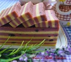 Cute pack ( 4 x 2.6 x 2.5 / 300 gram). Kek Lapis
