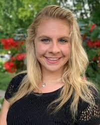 Natalie Sager's Instagram, Twitter & Facebook