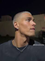 What Haircut Does Marlin Have