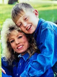 Happy Birthday my beloved son @shlomohaart! Words cannot convey just how  fortunate I feel to be your mom. This year especially...in one of the most  difficult years of my life, you were