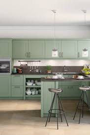 Schicke Landhauskuche In Salbeigrun So Kommt Die Landlust Auch In Die Stadtwohnung Mehr Infos Rund Um Kuche Un Haus Kuchen Landhauskuche Ikea Kuche Landhaus