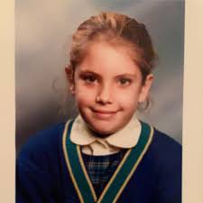 Eda Ece On Instagram Annemin Evinde Ilkokul Fotografimi Buldum 1997 In 2020 Instagram Girl