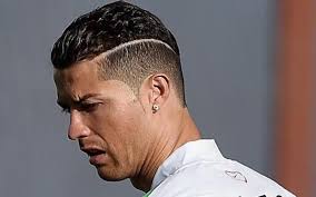 This is the perfect haircut for. The Perfect Hairstyles For Short Hair Medium Or Long Hair Cristiano Ronaldo Hairstyle Ronaldo Hair Cristiano Ronaldo Haircut