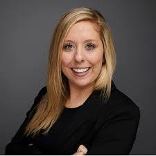 Holly Hooks's Instagram, Twitter & Facebook