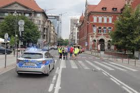 Na trasie w kierunku katowic doszło do zderzenia czterech samochodów. Ow9phkqzqidjkm