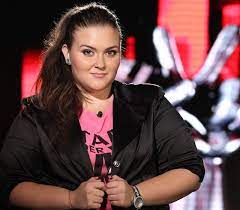 De atunci şi până astăzi, greutatea ei a fluctuat şi a ajuns să cântărească între 59 şi 62 de kilograme. La Vocea Romaniei A ApÄƒrut O Adele AutohtonÄƒ Evenimentul Zilei