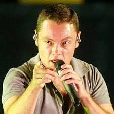 Tiziano ferro, né le 21 février 1980 à latina, est un chanteur et producteur de disques italien. Who Is Tiziano Ferro Dating Now Girlfriends Biography 2021