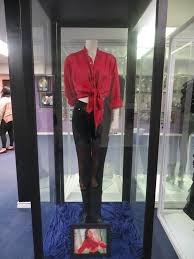 Her role in changing the world of marketing. Pin By Diana Salinas Sandoval On Selena Quintanilla Perez La Reina De Tejano Selena Quintanilla Fashion Selena Quintanilla Outfits Selena Costume