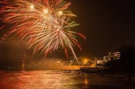 Photographic Print New Year S Eve Fireworks Kings Beach Sunshine Coast Queensland Australia By Mark A Johnson 36x24in New Year Fireworks New Years Eve Fireworks Fireworks