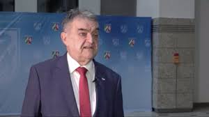 Der vorgang ist nicht akzeptabel. Interview Mit Innenminister Herbert Reul Uber Kindesmissbrauch In Nrw Sat 1 Nrw Die Infopage Zur Sendung