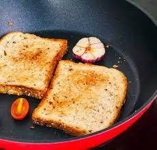 Jenis usaha roti sangat bervariatif, mulai dari roti pasaran, rumahan, ataupun roti yang spesial. Ingin Membuka Usaha Roti Bakar Ini 7 Rekomendasi Wajan Roti Bakar Berkualitas Yang Bisa Anda Gunakan 2020