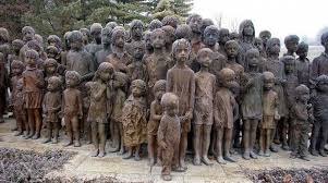 Nach dem krieg wurde lidice 300 m vom alten ort entfernt. Das Traurige Schicksal Der Kinder Von Lidice Das Jeden Bewegt Der In Ihre Augen Blickt Curioctopus De