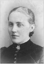 Constance Groves's Instagram, Twitter & Facebook