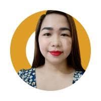 Desiree Hope's Instagram, Twitter & Facebook