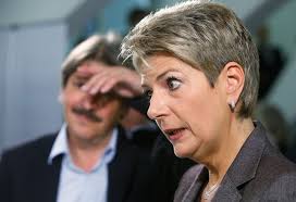 Karin Keller-Sutter: Mit 0 Tweets und 0 Facebook-Posts zum Glanzresultat:  «Ich bin halt alte Schule»