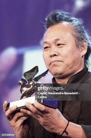 602 Lion Kim Photos & High Res Pictures