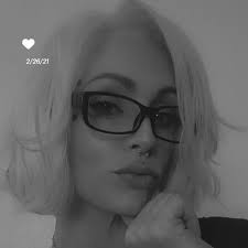 Anna Haisten (@go.bananaz1989) • Instagram photos and videos