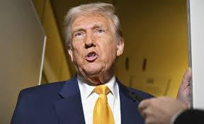 Queen Authorized Harry, Meghan Jubilee Seating Snub: Tom Bower