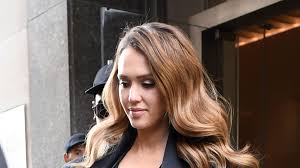And is a popular actress and businesswoman. Jessica Alba Steps Out With Bombshell Pregnancy Waves In New York City Vogue