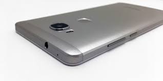 The Huawei Honor 5X Review: Mid-Range ...