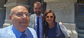 💪 Oggi, la mia amica Beatrice Belfiore tra una passeggiata con Federico  Basile Sindaco di Messina e una chiacchierata con Cateno De Luca avendo  apprezzato il lavoro di queste amministrazioni ha deciso