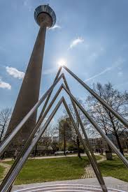 Dusseldorf Die Besten Fotospots Und Aussichtspunkte Reiseblog Brittasiehtdiewelt Aussicht Dusseldorf Dusseldorf Skyline