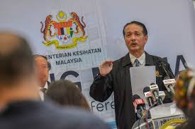 The apc or annual practicing certificate is a mandatory legal requirement for practicing doctors and has to be renewed every year. Dr Noor Hisham Verification Mandatory For Overseas Grads Seeking Registration With Malaysian Medical Council Malaysia Malay Mail